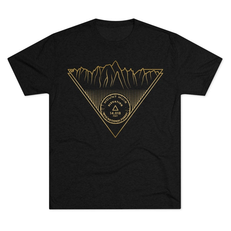Mount Muir Peak Minimalist Line Art CA 14er T Shirt