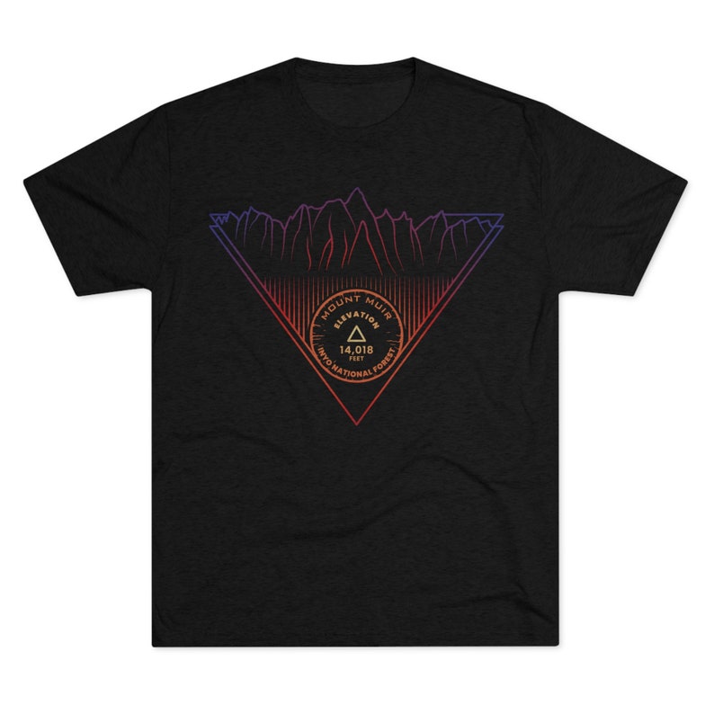 Mount Muir Peak Minimalist Line Art CA 14er T Shirt