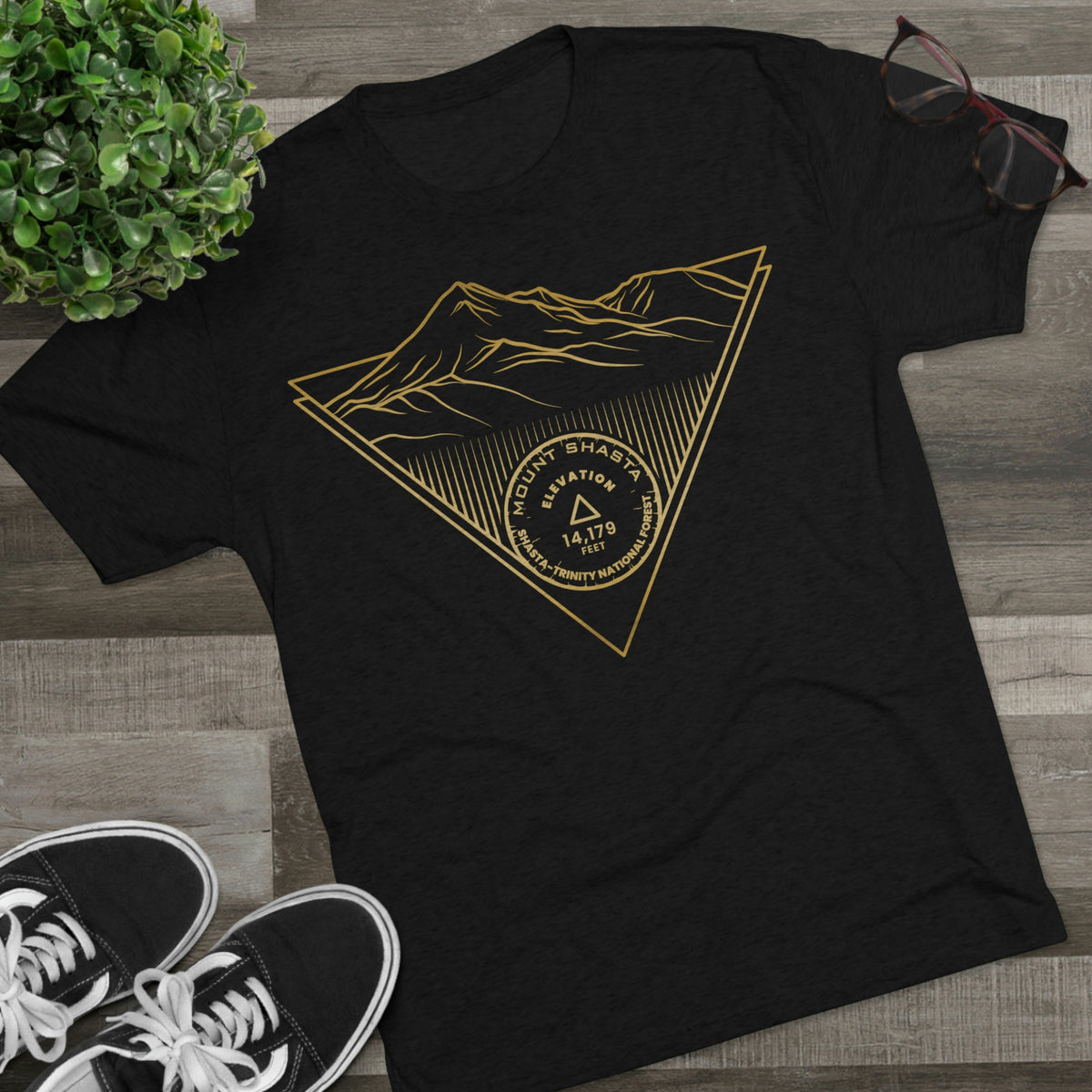 Mount Shasta Peak Minimalist Line Art CA 14er Unisex Tri-Blend Crew Tee T Shirt Gold Black