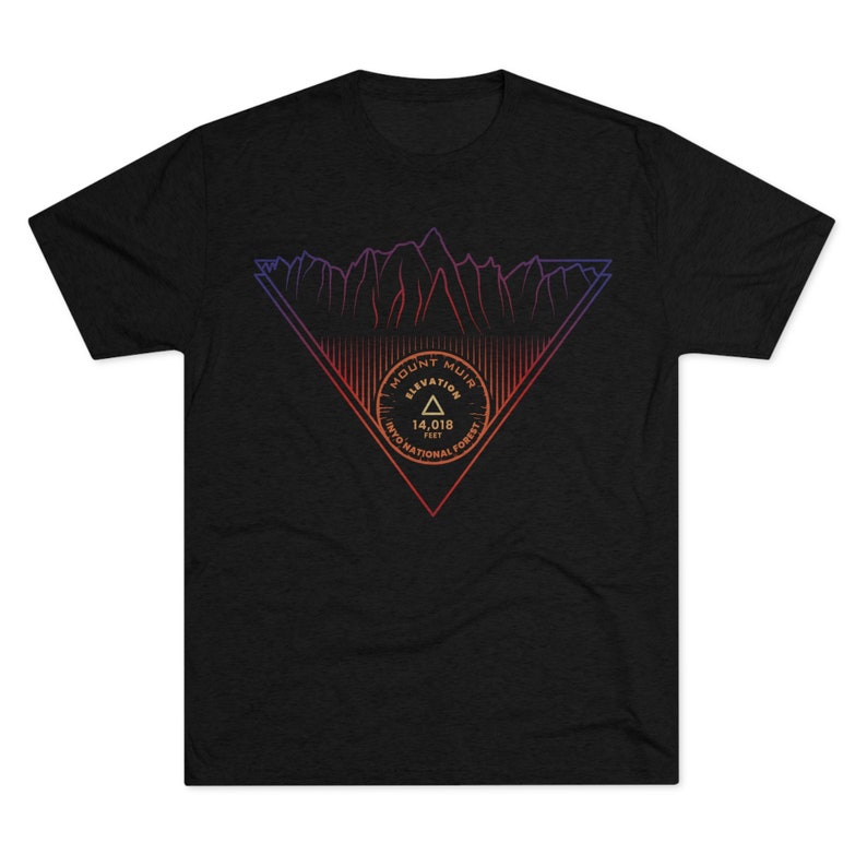 Mount Muir Peak Minimalist Line Art CA 14er  T Shirt